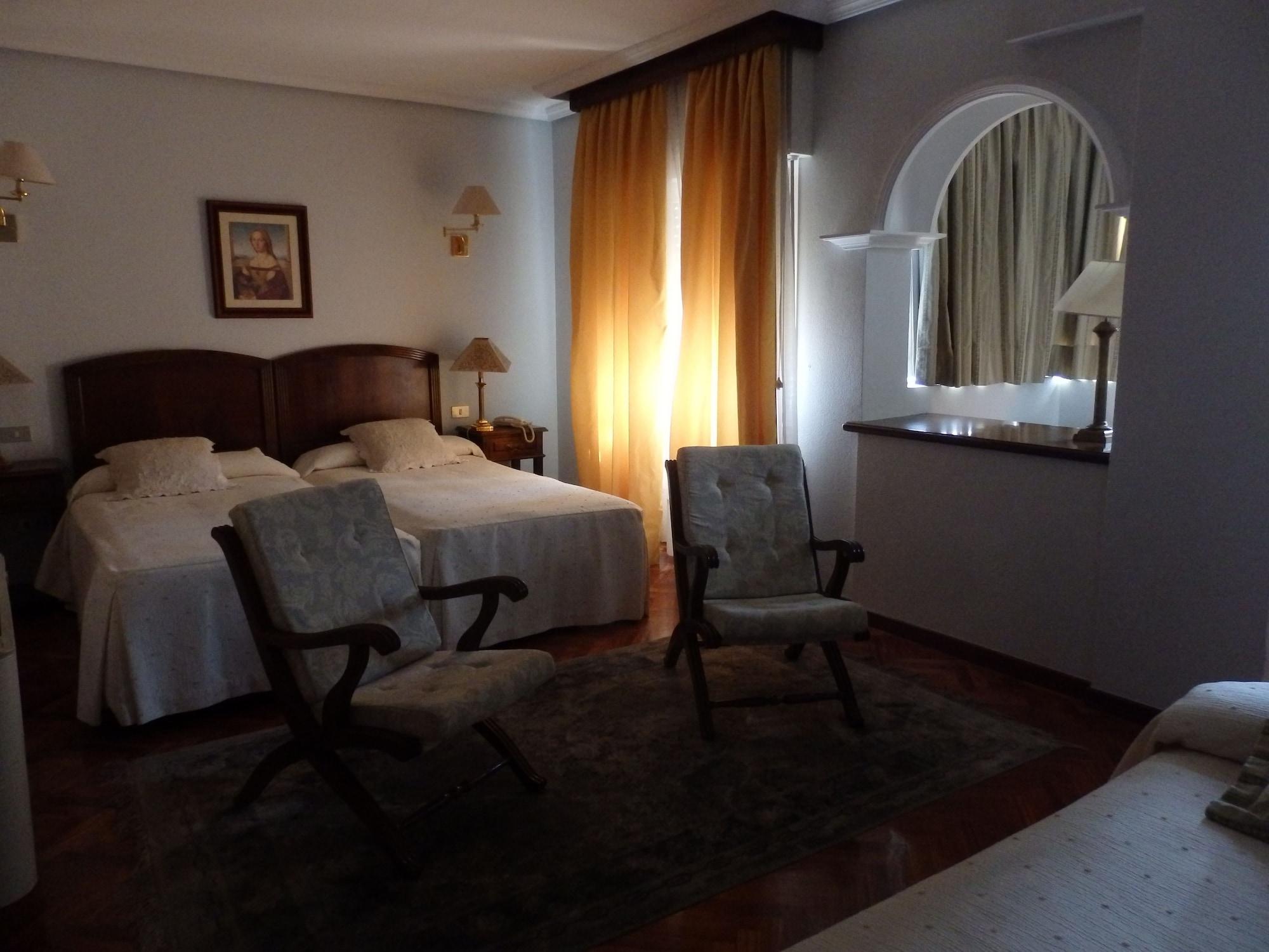 Hotel Aranda Aranda de Duero Buitenkant foto