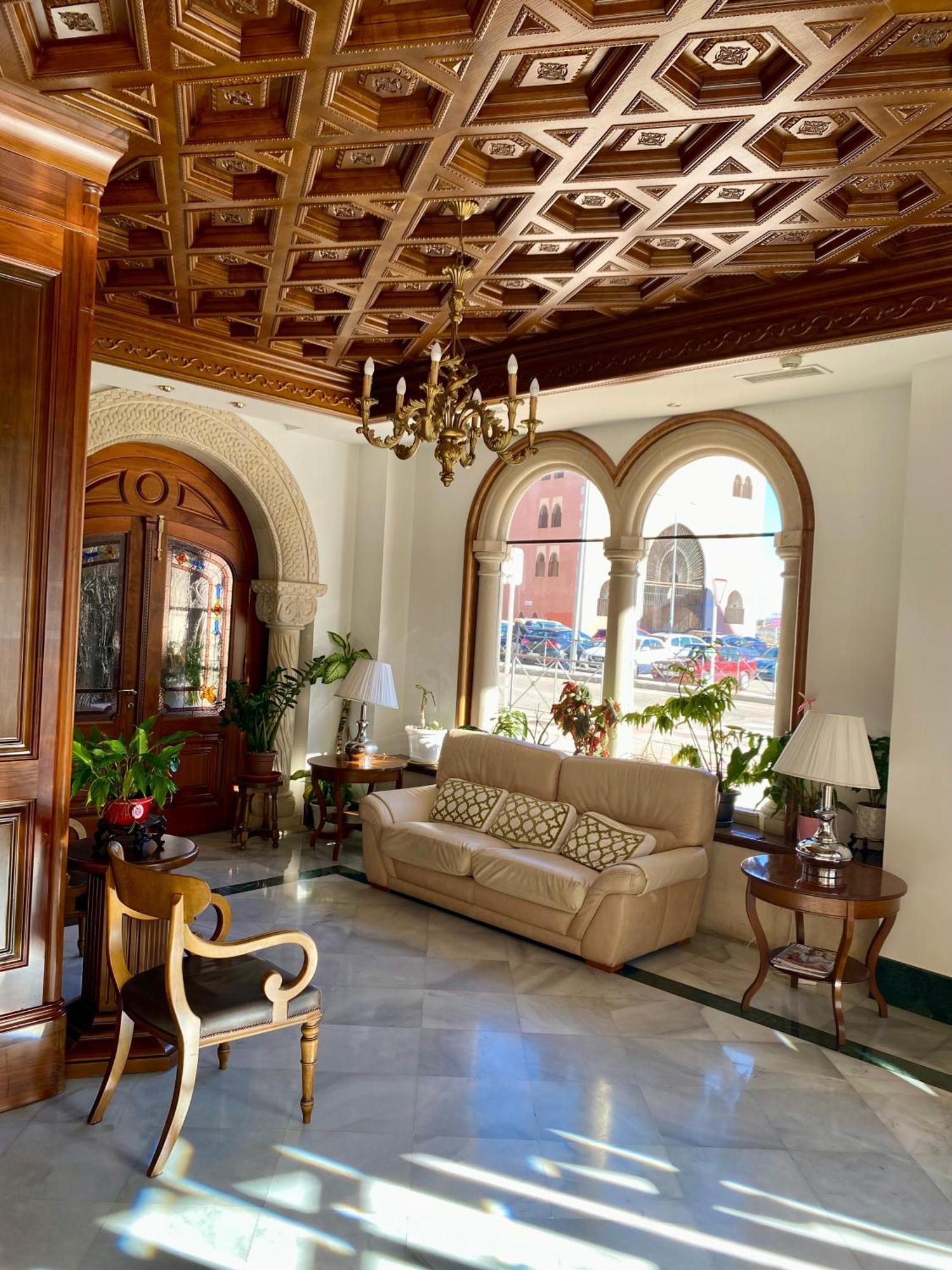 Hotel Aranda Aranda de Duero Buitenkant foto